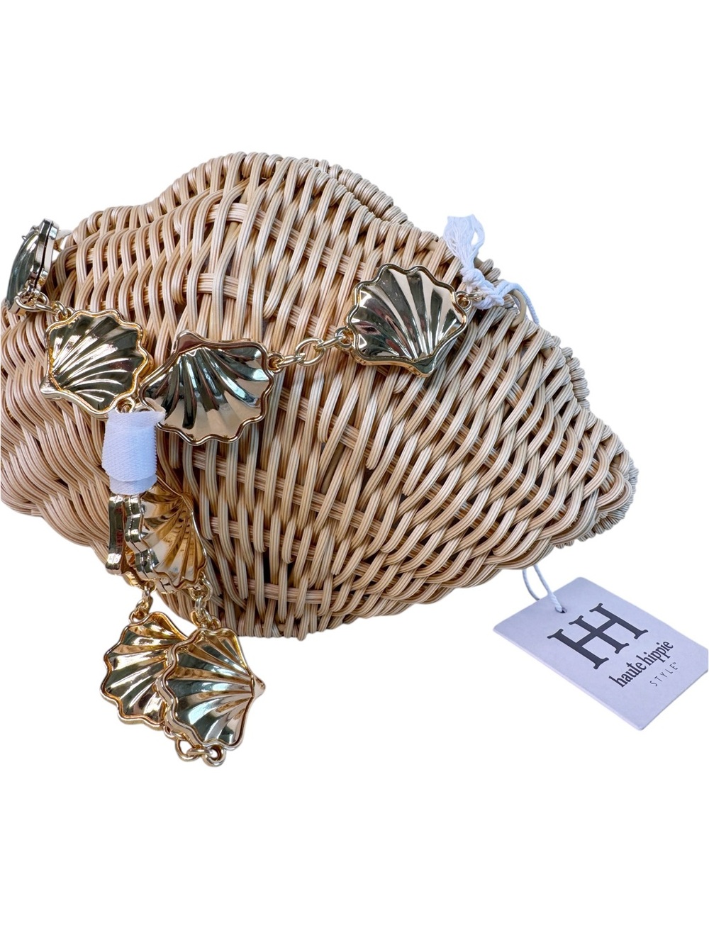 HAUTE HIPPIE NWT Woven Seashell Hand Bag w Gold Seashell Chain - Picture 2 of 13